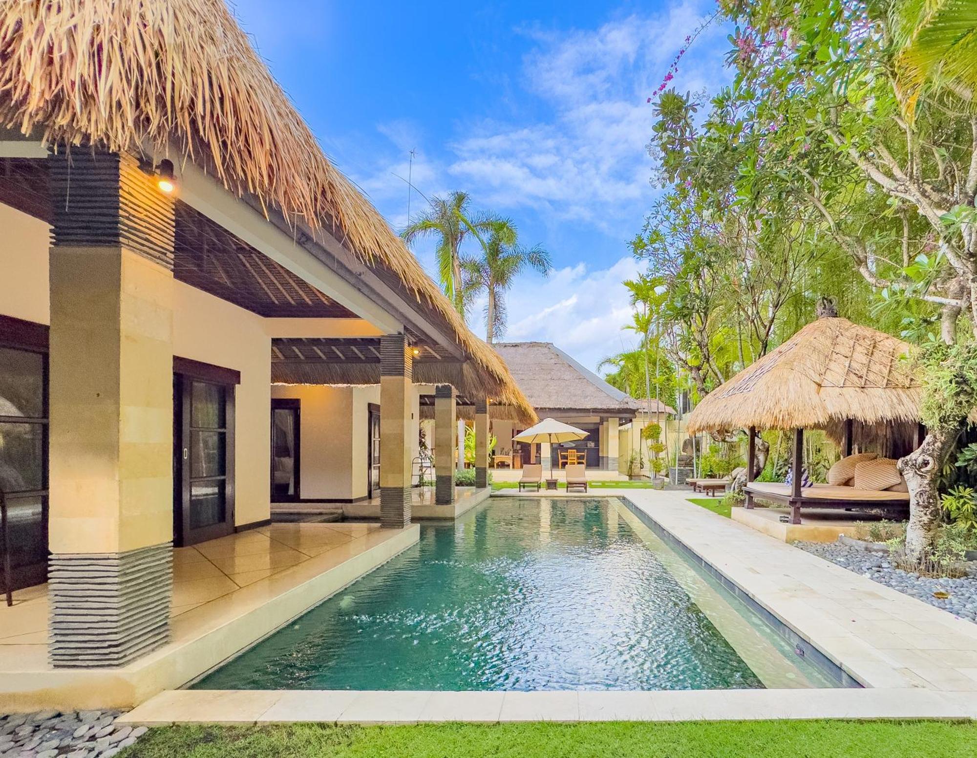 Villa Bugis Drupadi Seminyak Экстерьер фото